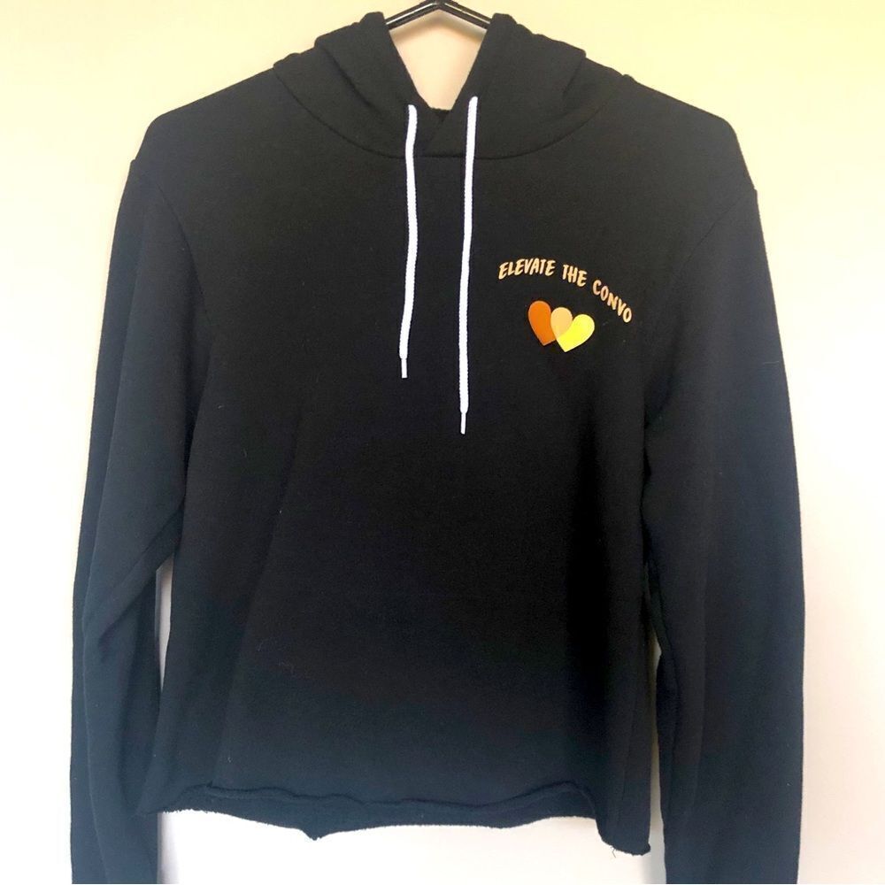 Cropped hooded sweatshirt S but fits M